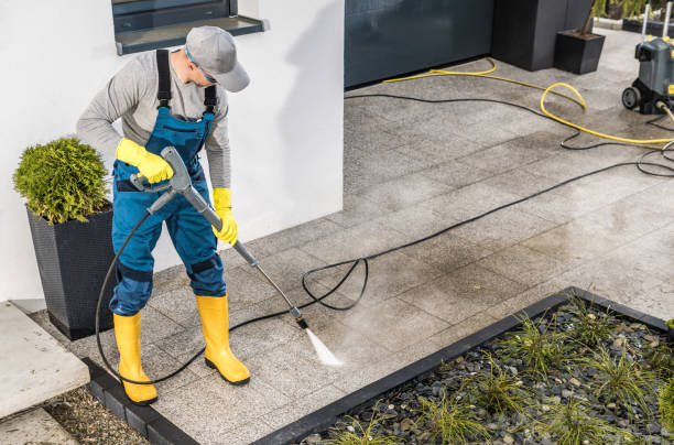 Best Pressure Washing Cost  in Bridgeport, MI
